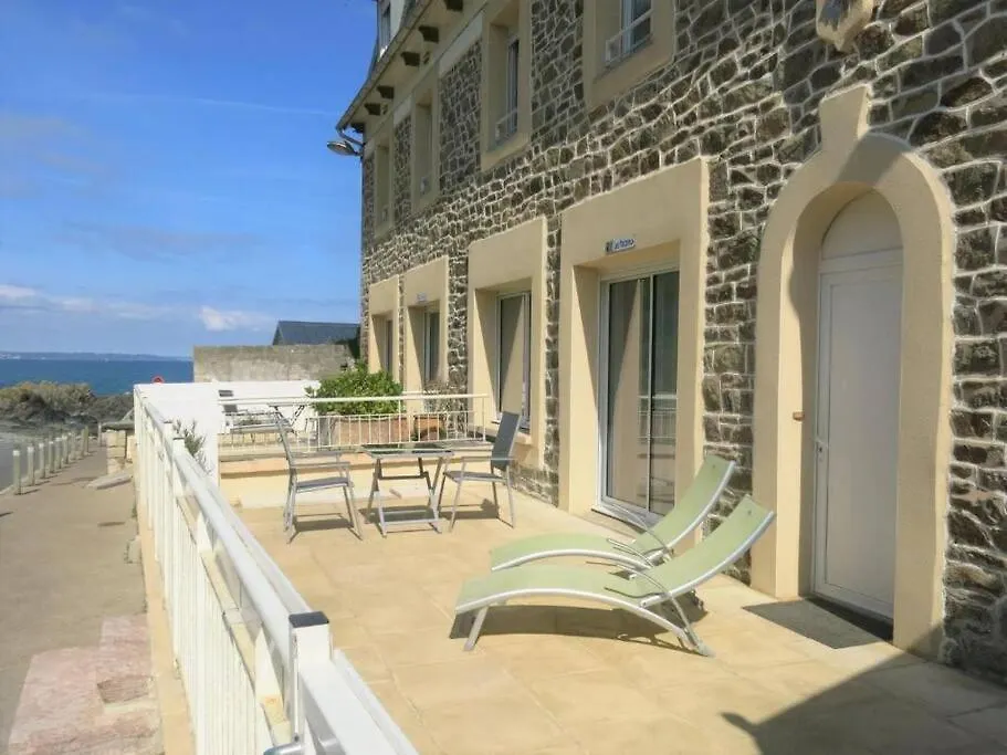 Appart' Avec Grande Terrasse Vue Mer -50M Plage Et Du Sentier De Randonnee Planguenoual Francia